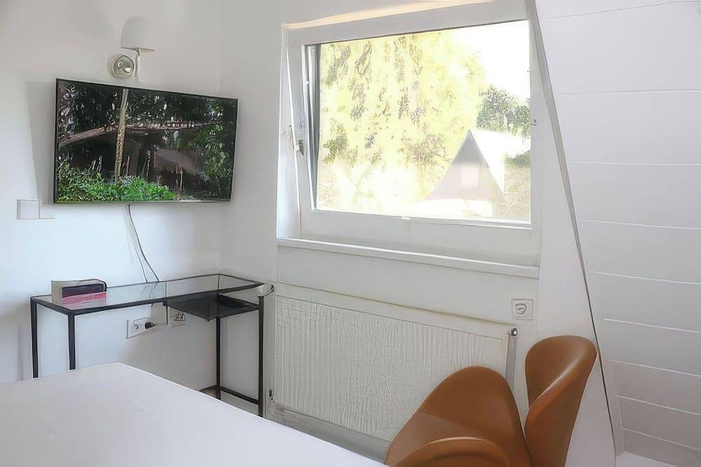 Modernes, gemütliches Ferienhaus mit Kamin und Sauna und großem  Garten in Winsen (Aller), Aller-Leine-Tal