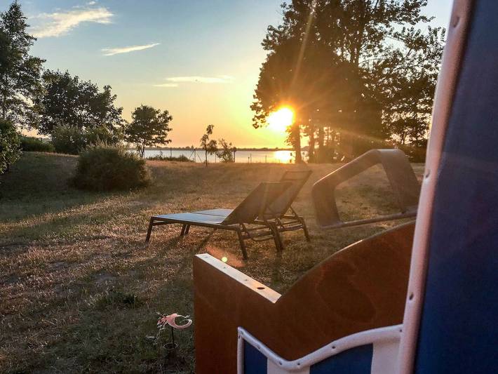 Ferienwohnung für 5 Personen, mit Terrasse und Garten sowie Seeblick und Ausblick