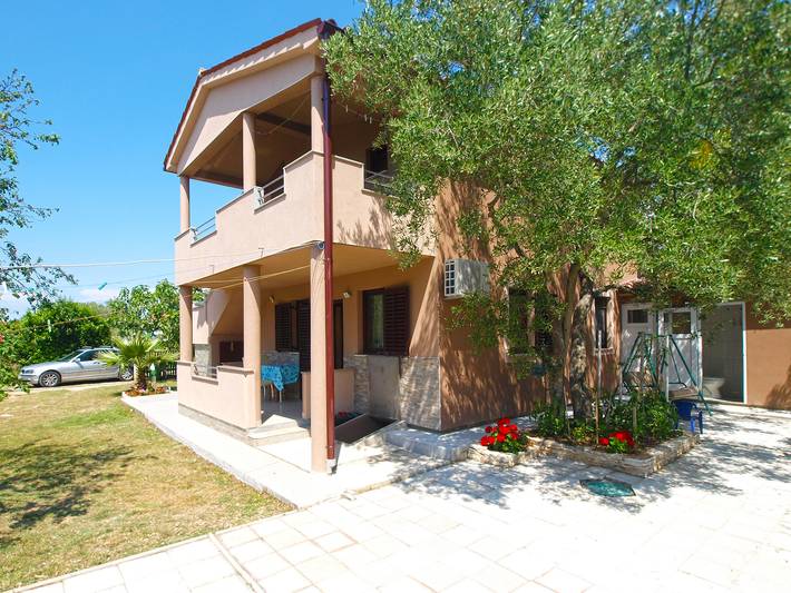 Ferienwohnung für 3 Personen, mit Terrasse, mit Haustier in Peroj - 4