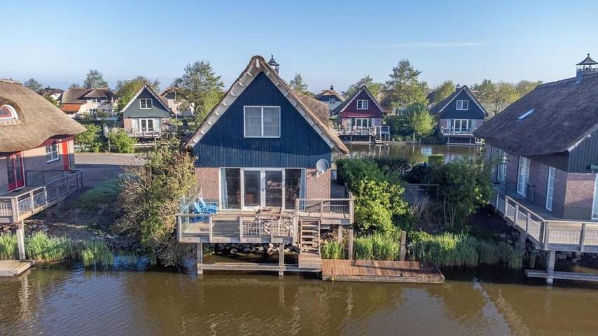 Ferienhaus für 8 Personen, mit Balkon und Terrasse sowie Garten und Sauna in Friesland - 2