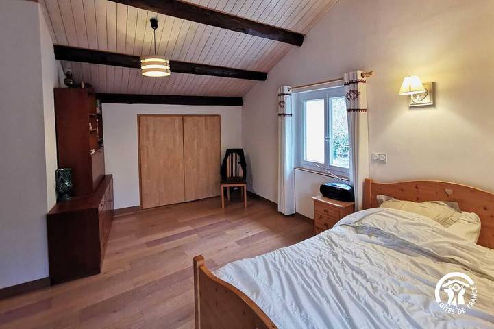 Location de vacances pour 6 personnes, avec jardin à Saint-Étienne-de-Gourgas - 2