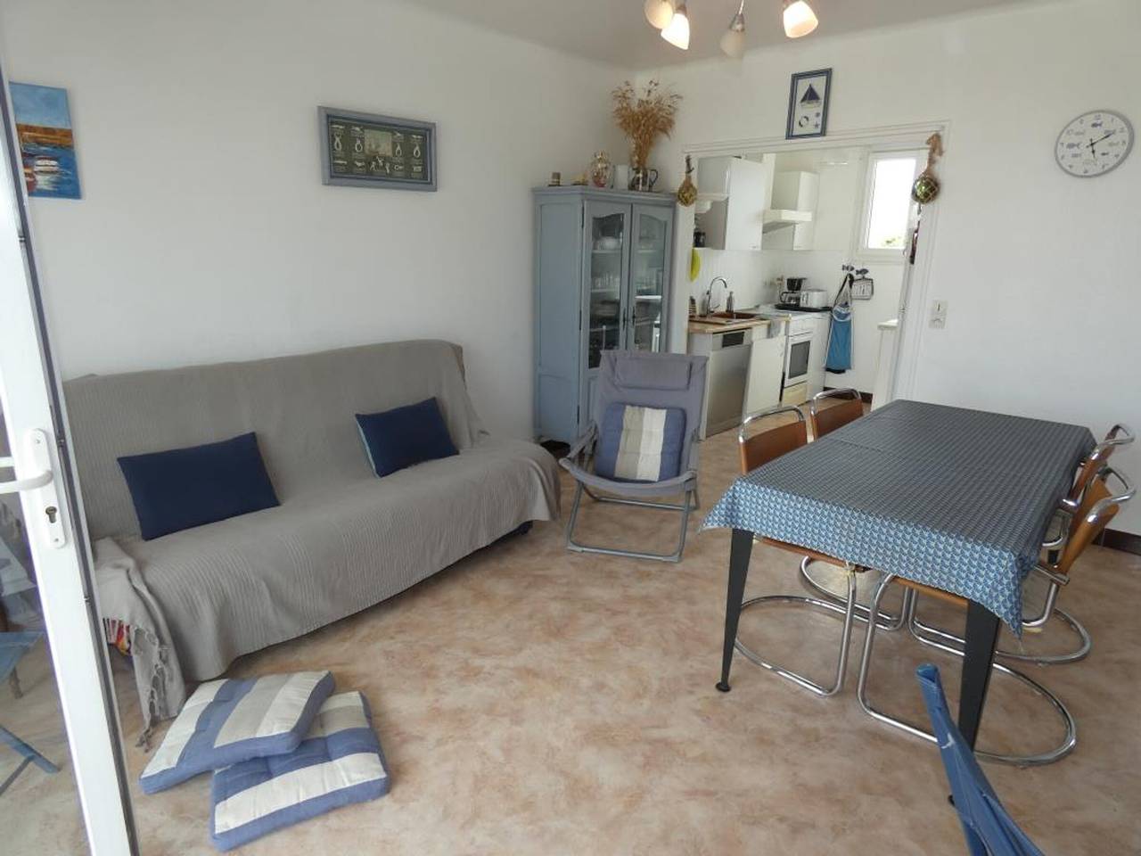 Apartamento entero, Apartamento en el centro, cerca de la playa, mascotas permitidas, hasta 6 personas in Notre-Dame-de-Monts, Vandea