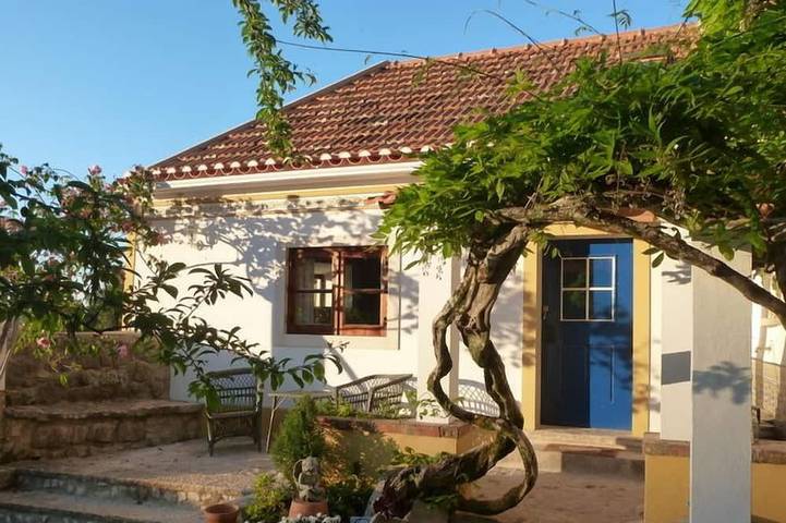 Gîte pour 2 personnes, avec Terrasse et Jardin à Sintra