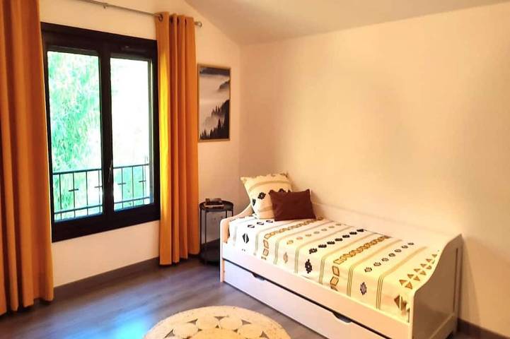 Villa pour 6 personnes, avec terrasse et jardin - 1