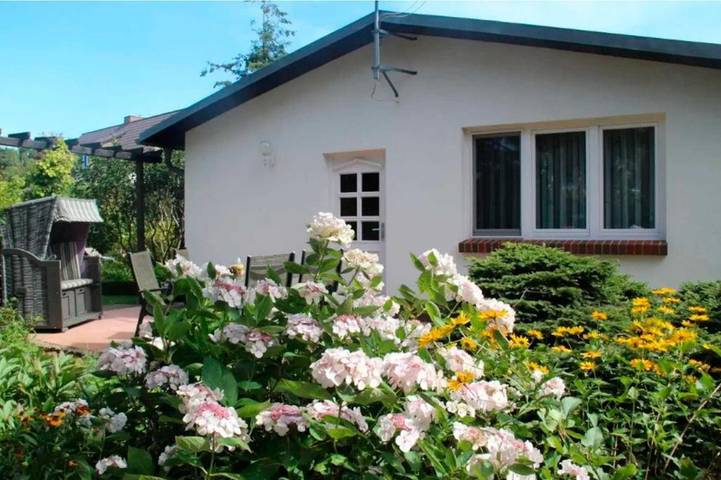 Ferienhaus für 3 Personen, mit Terrasse und Garten, mit Haustier in Rostock und Umgebung