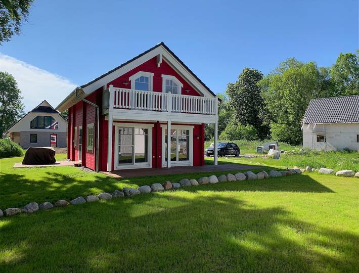 Ferienhaus für 6 Personen, mit Balkon und Terrasse sowie Garten und Sauna in Klausdorf