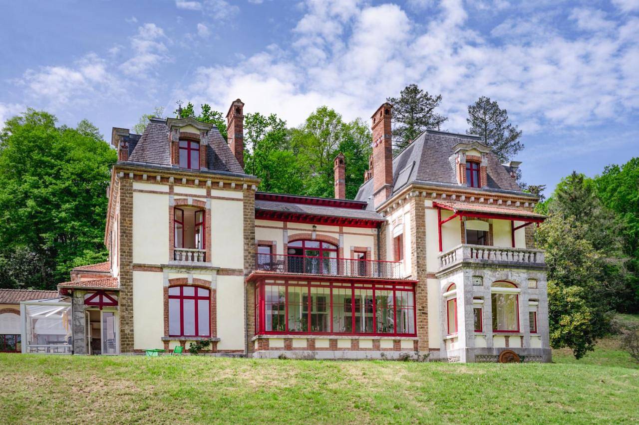 Domaine De La Tisnere in Gelos, Béarn