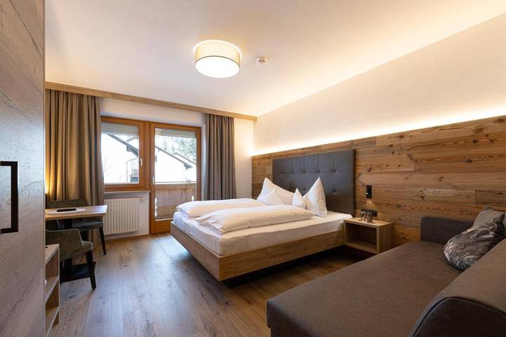Hotel für 2 Personen, mit Balkon und Terrasse sowie Garten und Sauna in Sterzing - 4