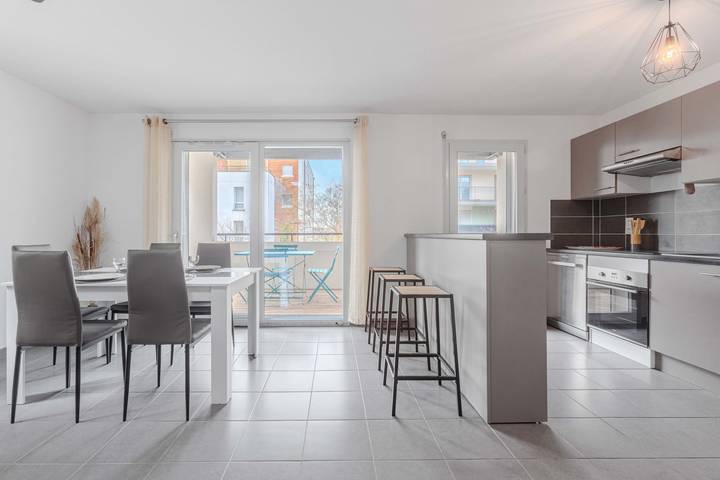 Apartamento entero, Apartamento de vacaciones para 5 personas con terraza in Balma, Toulouse region