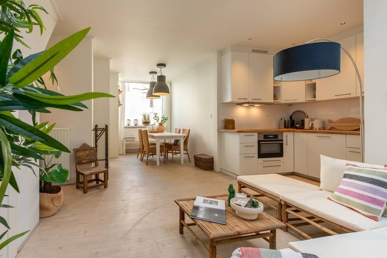 Ganze Wohnung, Charakteristische 4-Personen-Wohnung mit Denkmalschutzstatus in Vlissingen in Vlissingen, Walcheren