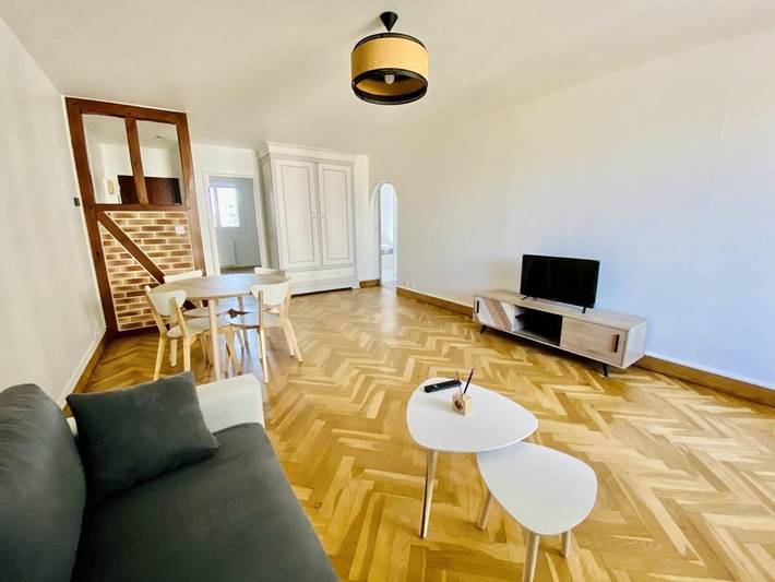 Gîte pour 4 personnes, avec Balcon ainsi que Jardin et Vue à Joué-lès-Tours - 3