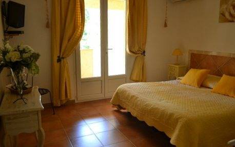 Gîte Jaune - Locations Rocca Rossa, Palombaggia in Porto-Vecchio, Arrondissement de Sartène