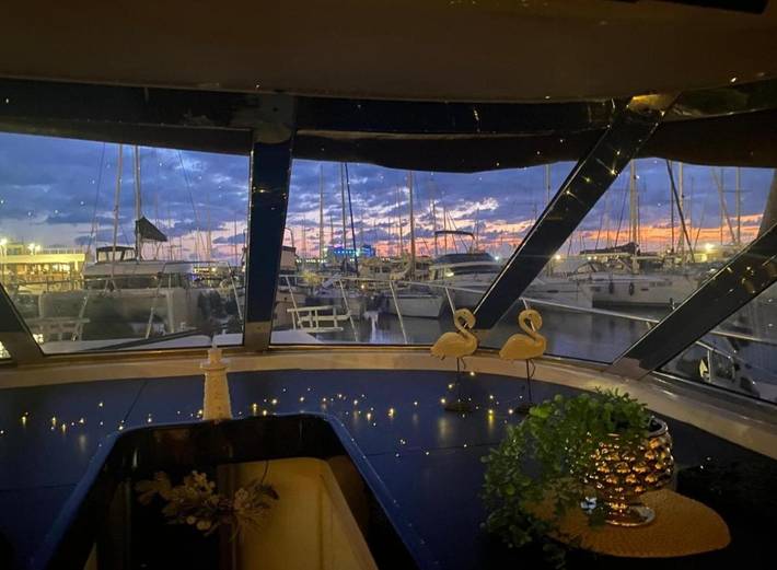 Boot für 6 Personen, mit Terrasse und Ausblick auf Sizilien