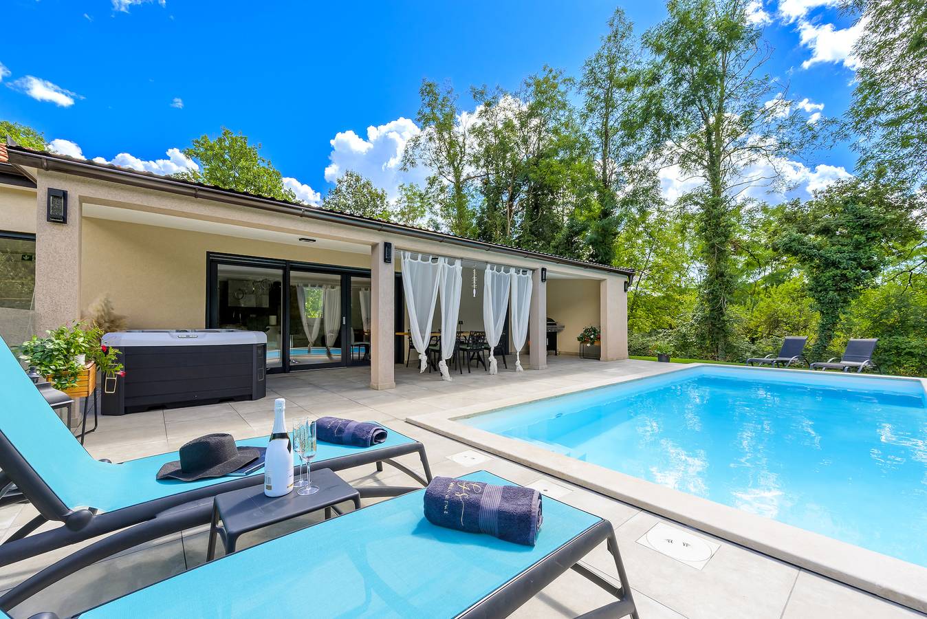 Casa vacanza a Pisino a partire da 226€ a notte