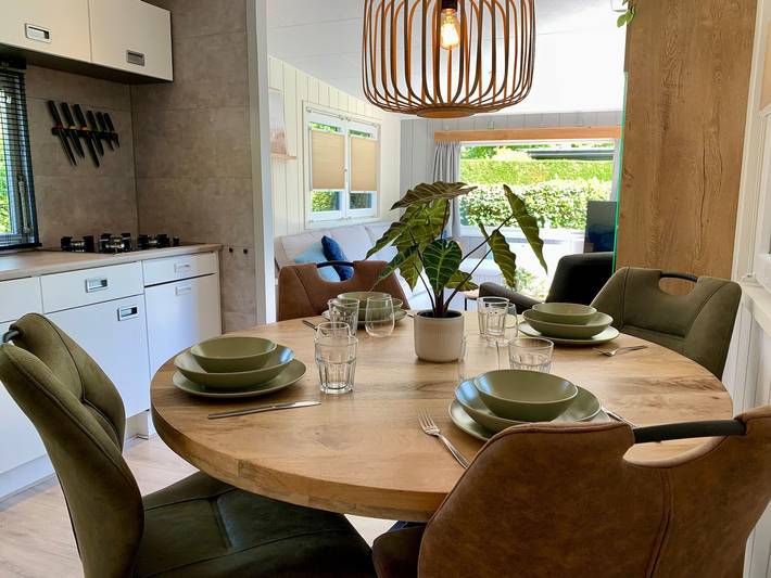 Chalet in Sint Maartenszee near Sandy Beach in Enschede, Twente