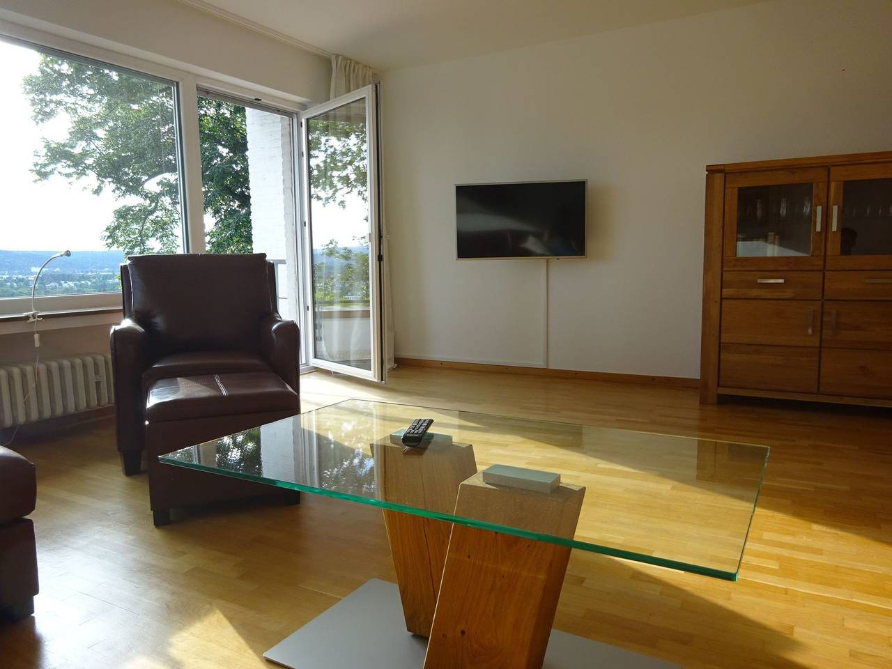 Ganze Wohnung, Großzügige Wohnung mit Terrasse und Rheintalblick in Linz am Rhein, Osteifel
