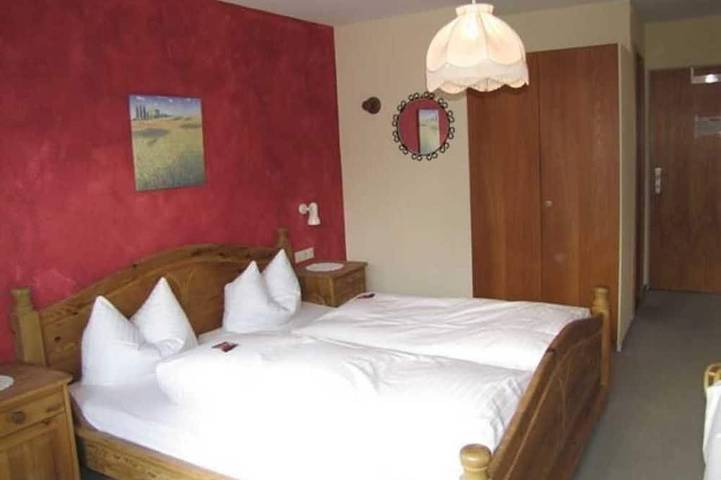 Doppelzimmer Classic - Landgasthof Linde in Deggenhausertal, Region Bodensee-Oberschwaben