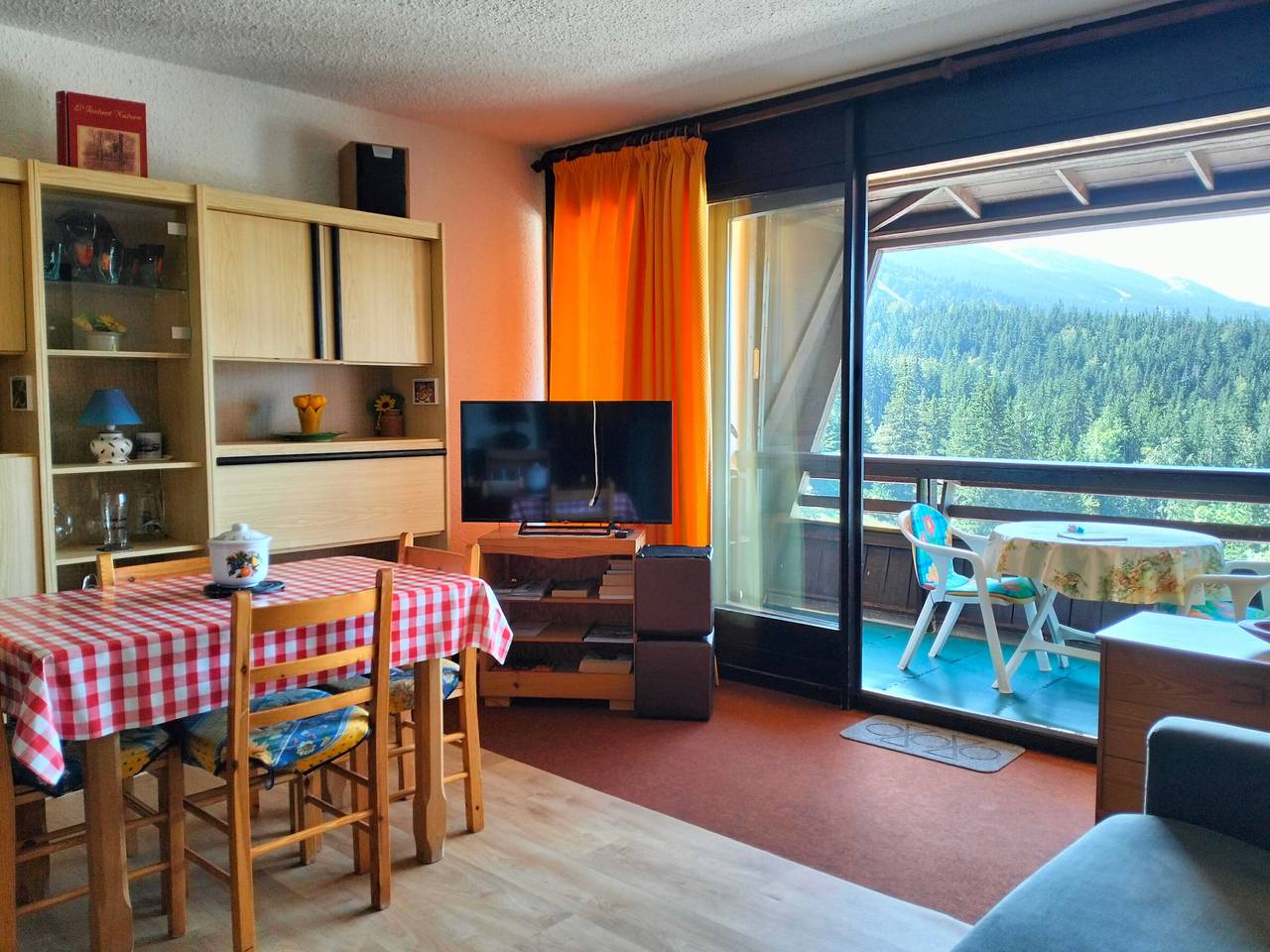 Estudio entero, Estudio cómodo en Glovettes, a pie de pistas in Villard-de-Lans, Parc naturel régional du Vercors