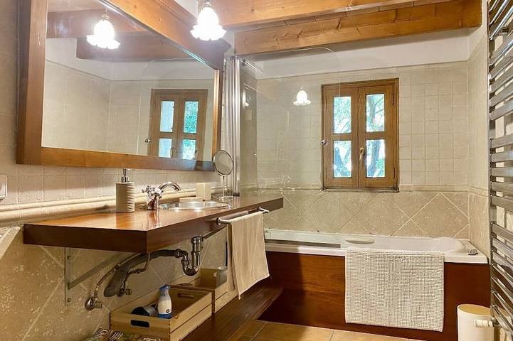 Fabelhafte Villa Im Landhausstil Auf eine Berg Mit Einzigartigem Blick in Valldemossa, Mallorca Westen