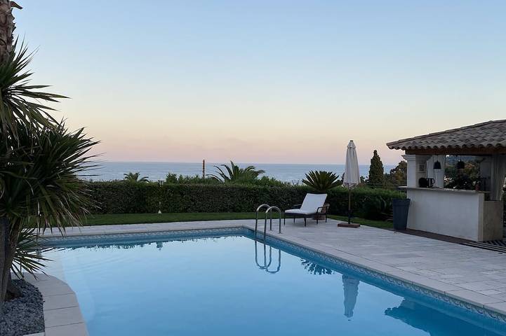 Villa pour 10 personnes, avec jardin à Mandelieu-la-Napoule