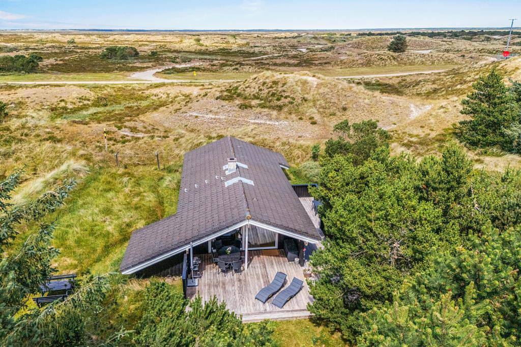 Hyggeligt feriehus med sauna og brændeovn i Blåvand in Blåvand, Varde Kommune