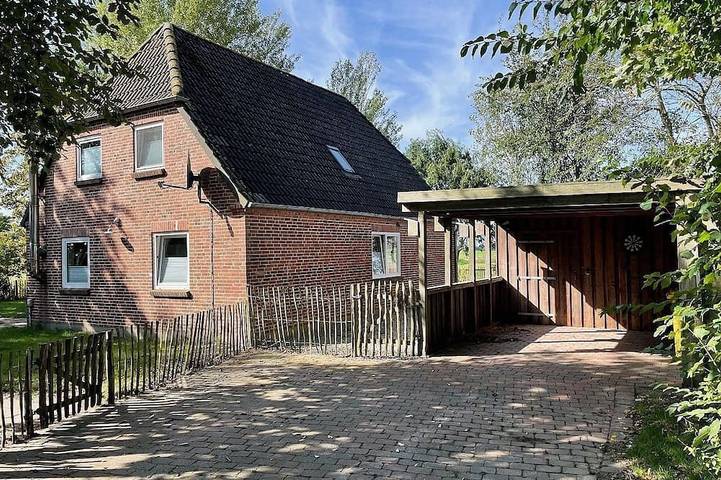 Luxus-Ferienhaus für 8 Personen, mit Terrasse und Garten, mit Haustier