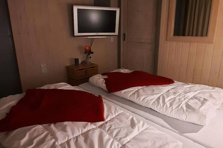 Ferienhaus für 4 Personen, mit Whirlpool und Garten sowie Terrasse und Sauna in Zarrentin am Schaalsee - 3