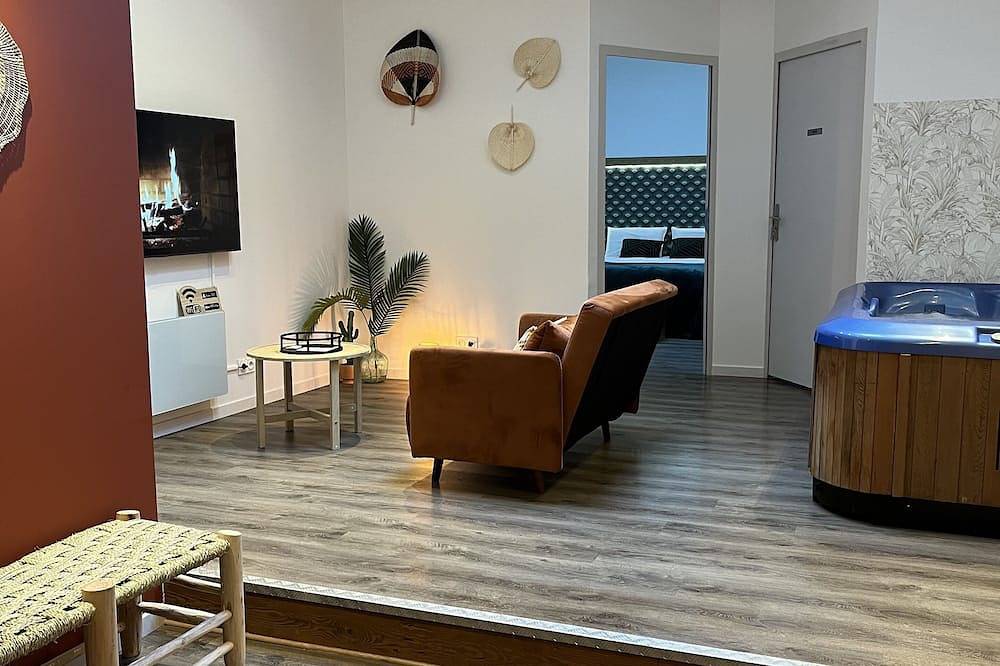 Apartamento entero, La Suite, Avec Jacuzzi & Sauna in Muret, Alto Garona