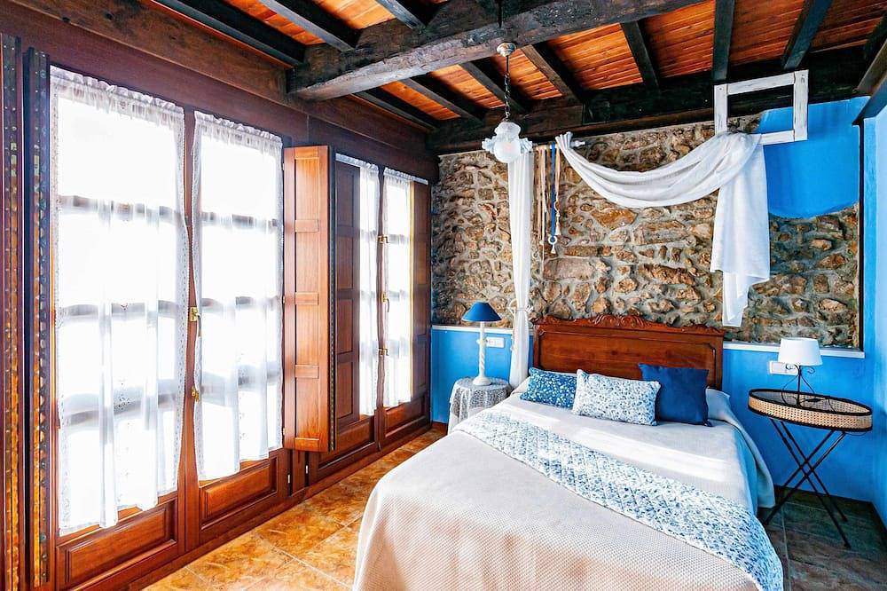 Entire apartment, Casa Conce , Zona De Playa in Poo de Llanes, Llanes