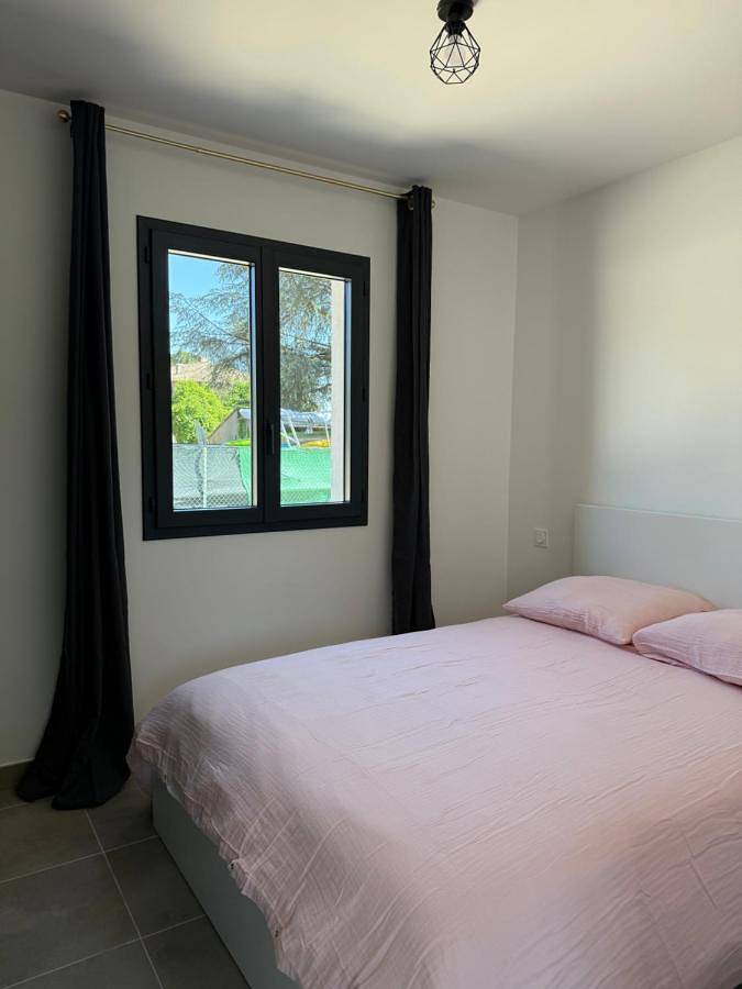 Two-Bedroom House in Saint-Martin-d'Ardèche, Gorges de l’Ardèche