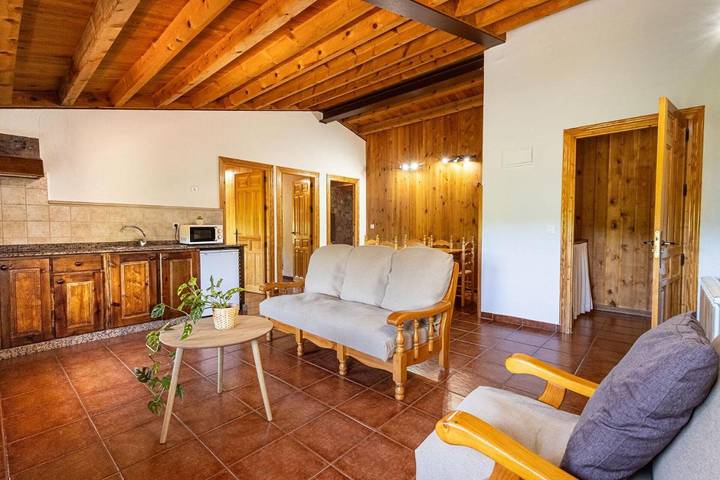 Apartamento de vacaciones para 16 personas, con vistas y jardín en Provincia de Cuenca - 3