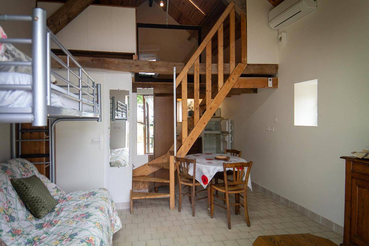 One-Bedroom House in Cosnac, Région de Brive-la-Gaillarde