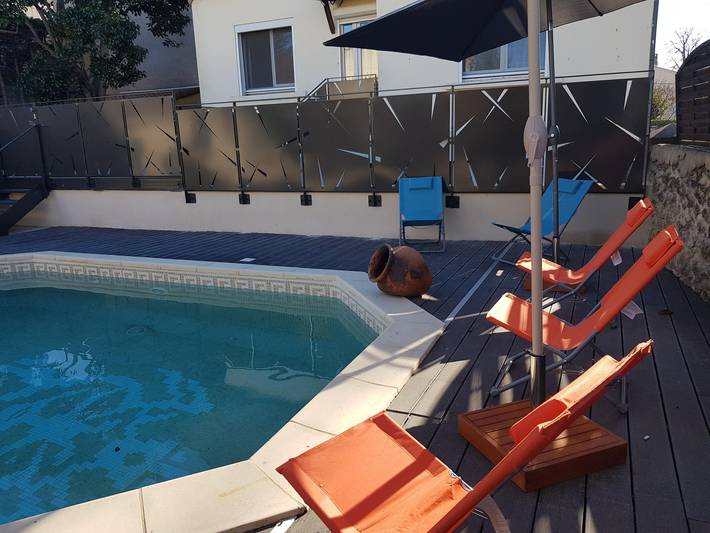 Gîte pour 6 personnes, avec terrasse ainsi que jardin et piscine à Capestang - 4