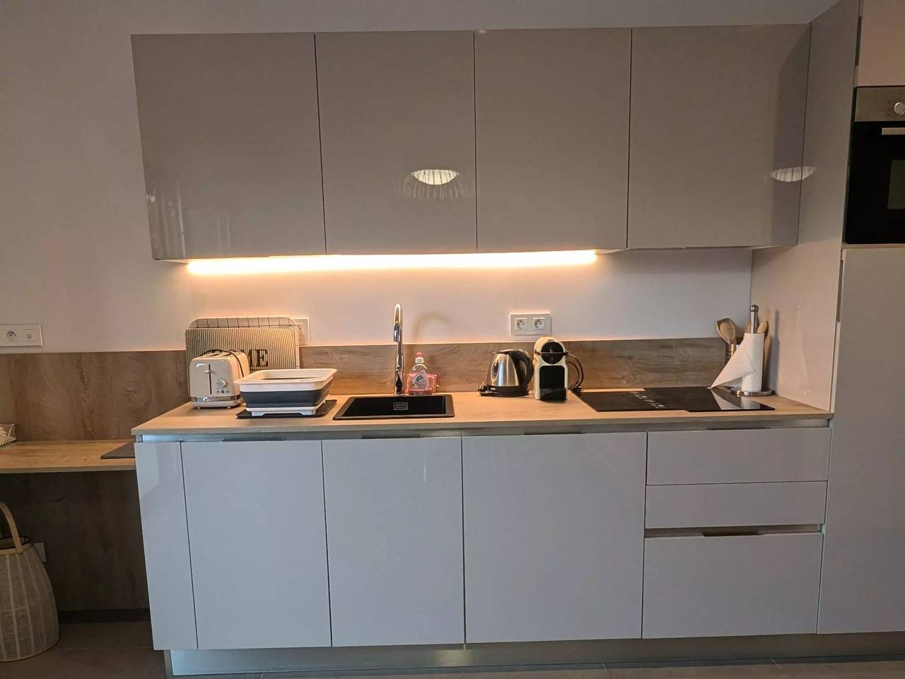 Ganze Wohnung, 2 Zimmer 2 Personen in Roquefort-les-Pins, Cannes und Umgebung