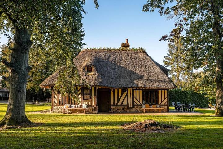 Location de vacances pour 11 personnes, avec piscine et jardin à Ablon - 4