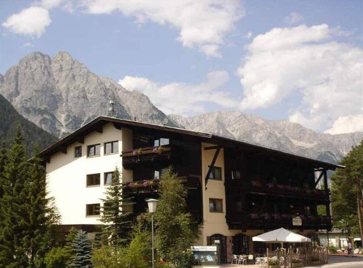 Ferienwohnung für 4 Personen, mit Balkon, mit Haustier in Leutasch - 2