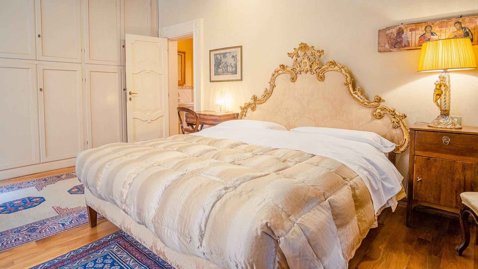 Ganze Wohnung, Ferienwohnung für 4 Personen mit Balkon in Centro Storico di Verona, Verona