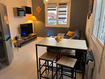 Gîte pour 4 personnes, avec jardin et vue dans Plage Riva-Bella