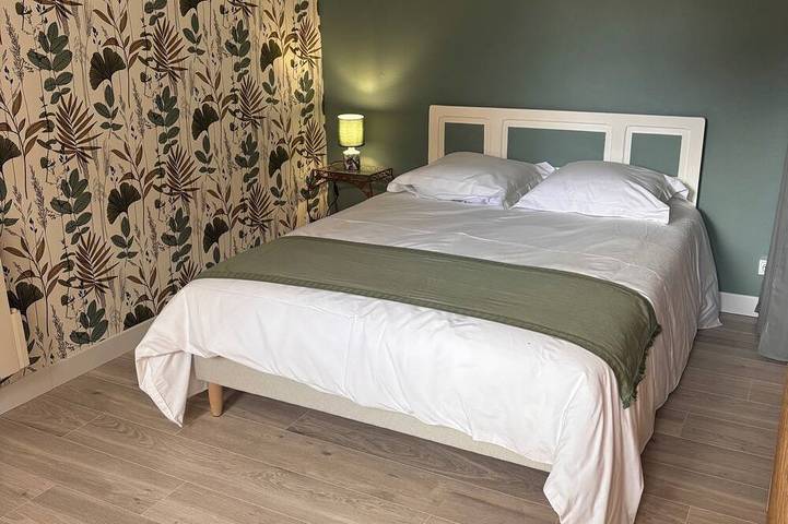 Location de vacances pour 4 personnes, avec jardin et terrasse à L'Étang-Bertrand - 2