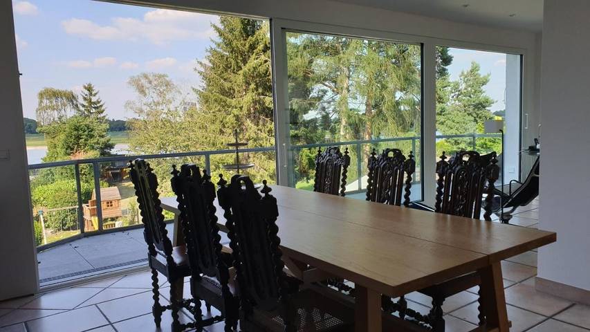 Ferienwohnung für 4 Personen, mit Seeblick und Sauna sowie Ausblick und Balkon in Größte Kirmes am Rhein - 4