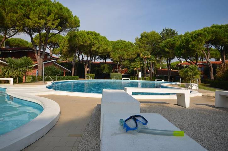 Appartamento intero, Appartamento vacanze per 5 persone con piscina in Bibione, San Michele al Tagliamento