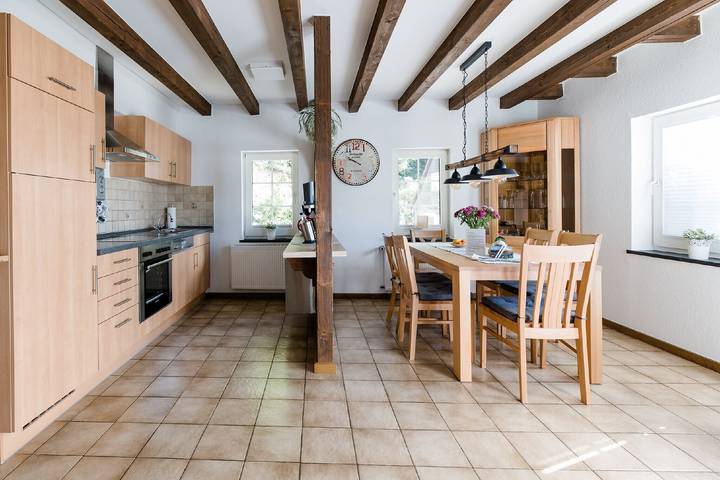 Ferienwohnung für 5 Personen, mit Garten und Sauna in Eslohe