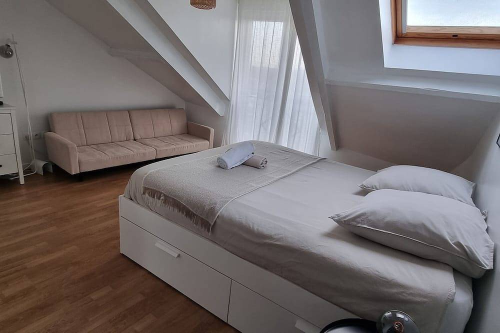 Entire apartment, En Centre Ville Accès Rapide Disney&paris Proche Gare in Esbly, Seine-et-Marne