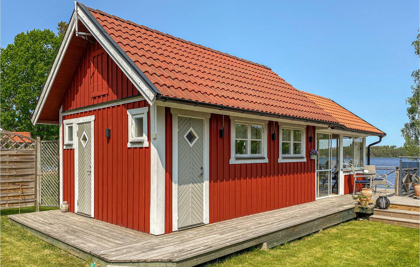 Ferienhaus für 2 Personen mit Terrasse in Boxholm kommun, Sommen