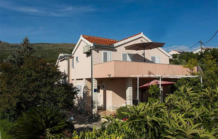 Apartamento de vacaciones para 4 personas, con jardín - 1