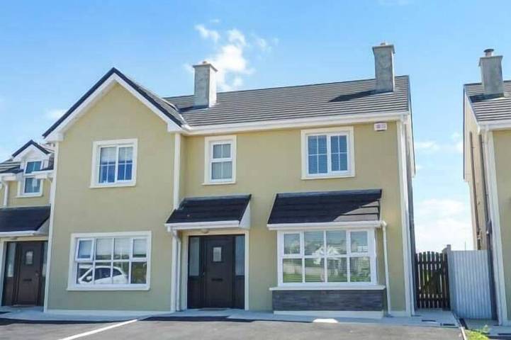 Cottage for 6 people, with garden in County Clare