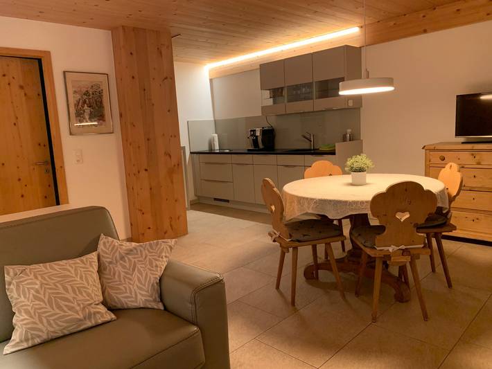 Ganze Ferienwohnung, Ferienwohnung Stalletta - 2.5 Zimmerwohnung Stalletta in Ftan, Unterengadin