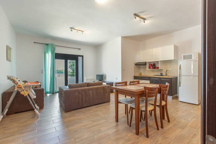Ferienwohnung für 4 Personen, mit Balkon und Garten in Kreta Süden