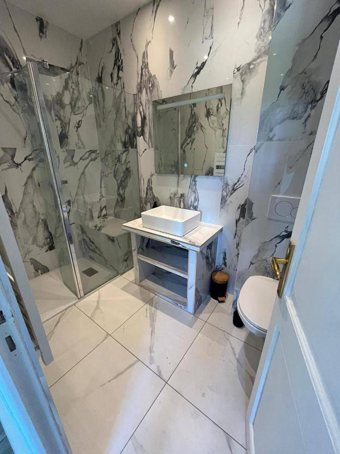 Location de vacances pour 2 personnes, avec jardin ainsi que terrasse et vue à Villeneuve-sous-Dammartin - 2