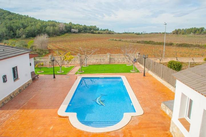 Casa rural para 10 personas, con Terraza además de Jardín y Piscina en Calafell - 4